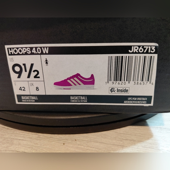 NEW Adidas Women's Hoops 4.0 White & Cream Full Leather Upper SIZE 9.5 Sneakers - Picture 15 of 15